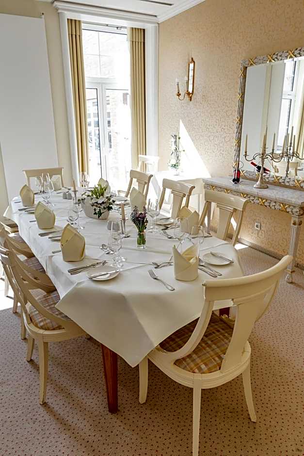 Hotel Erbprinz & Restaurant "Prinzenstube"