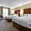 Comfort Inn & Suites Logan Near University