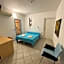 Petite Maison - Petits Appartements