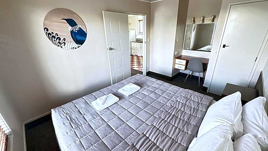 Maple Lodge Motel