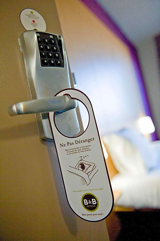 B&B HOTEL Bordeaux Lac sur Bruges