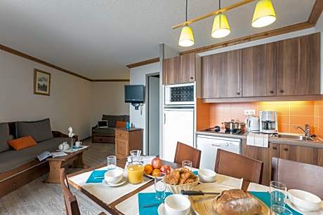 Standard Studio with Sleeping Alcove (6 People)