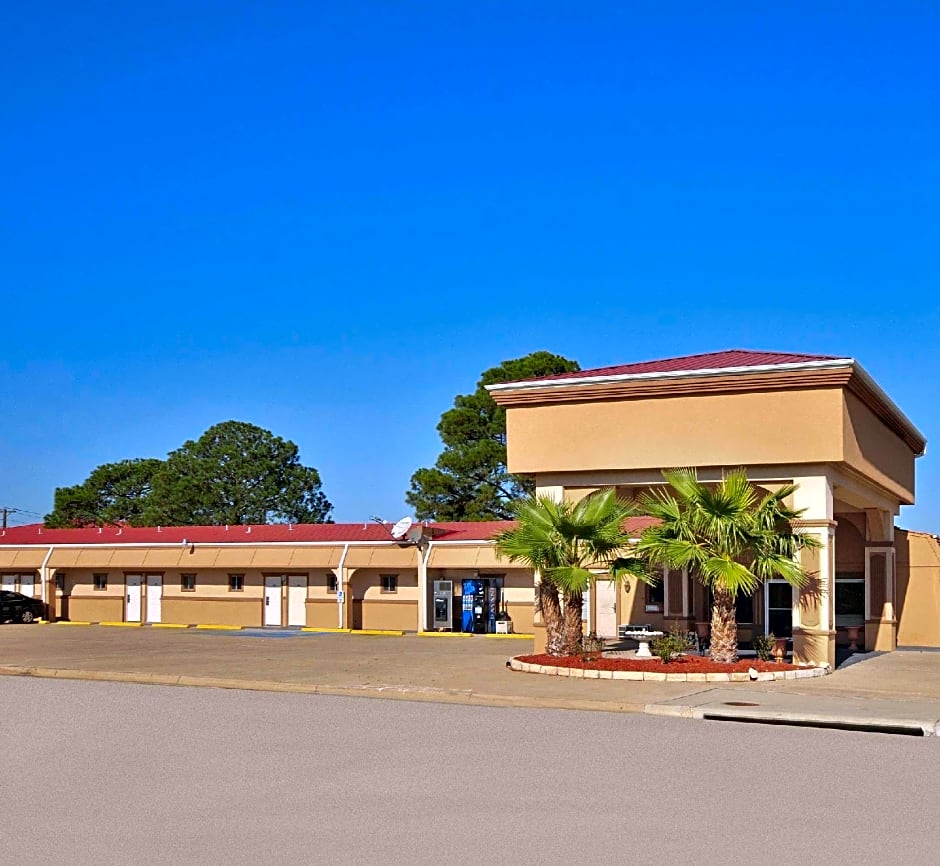 Americas Best Value Inn & Suites-College Station