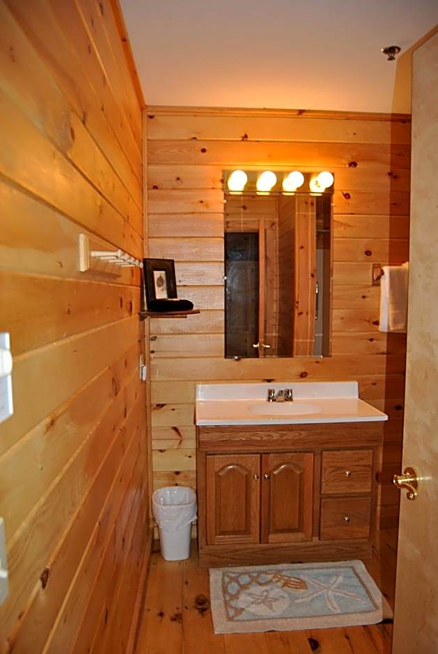 The Eggemoggin Reach Inn