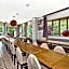 Tenjin Lodge
