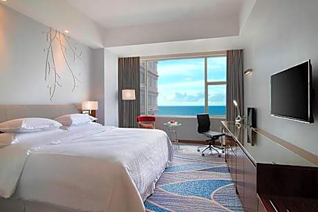 Premier Deluxe King with Sea View