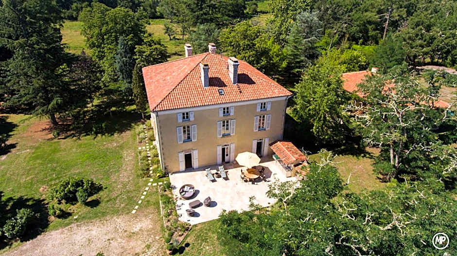 Lou Castet de Lussolle - Chambres d'hôtes