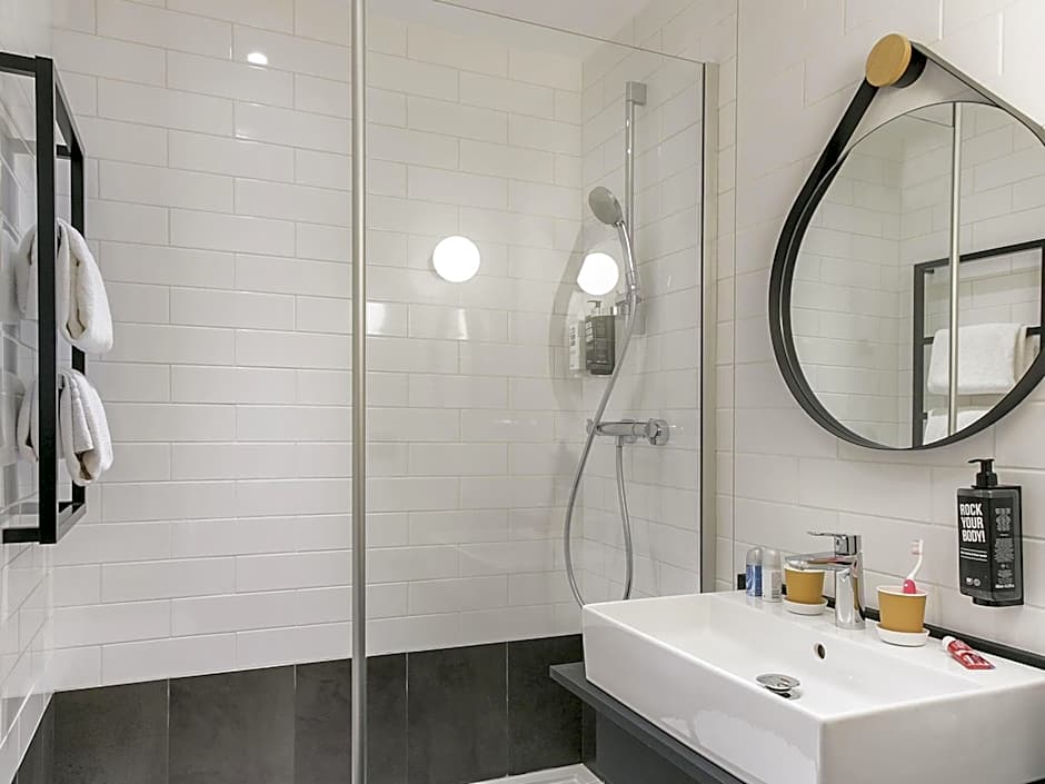 ibis Avignon Sud