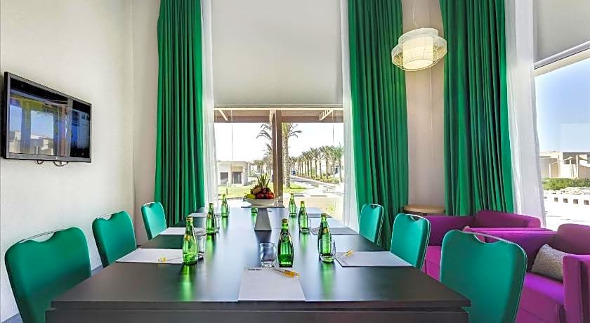 Park Inn by Radisson Hotel and Residence Duqm