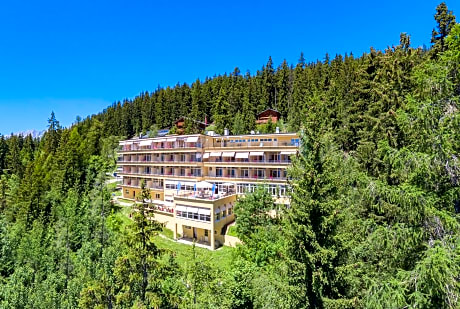 Crans-Montana Youth Hostel