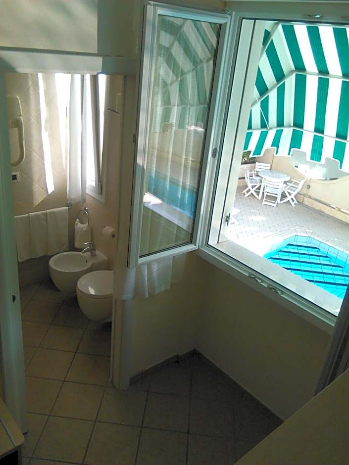 Hotel Donegal