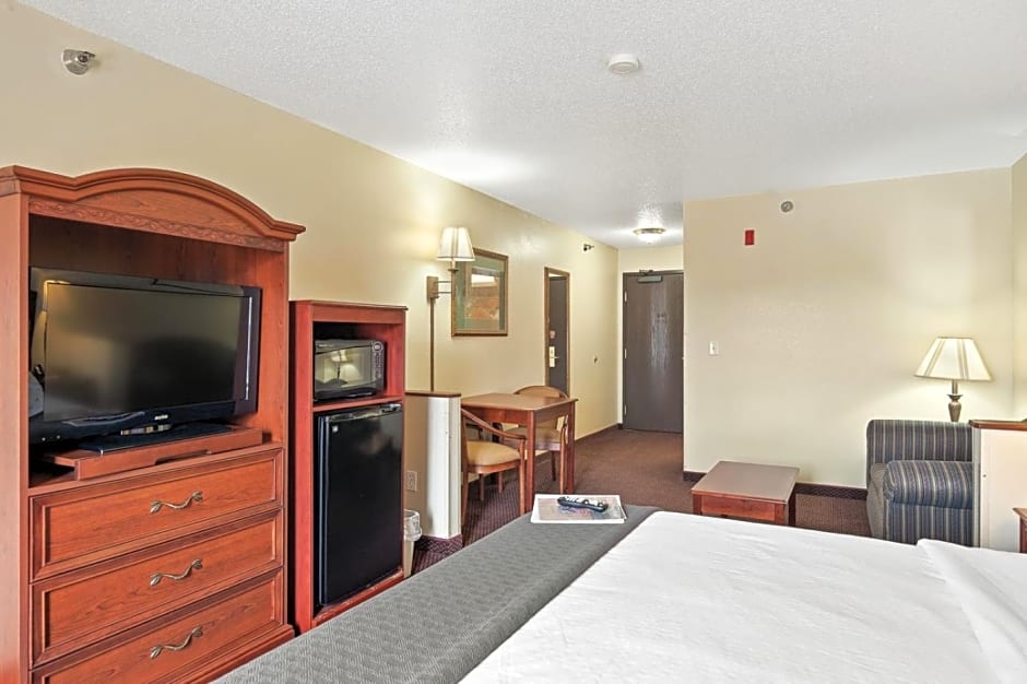 Stay USA Hotel and Suites