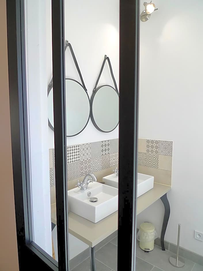 Ô 36 Rempart Sud B&B