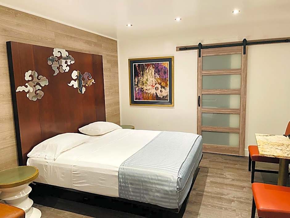 Casa Blanca Inn & Suites Whittier