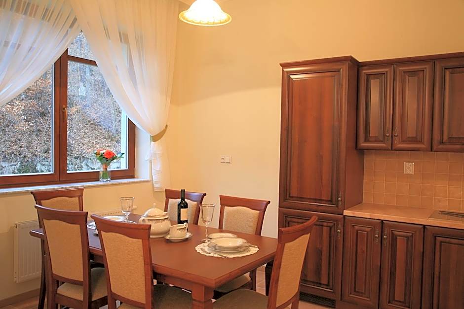 Slunecni Lazne Apartments