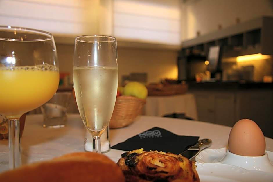 Hotel Ambassade