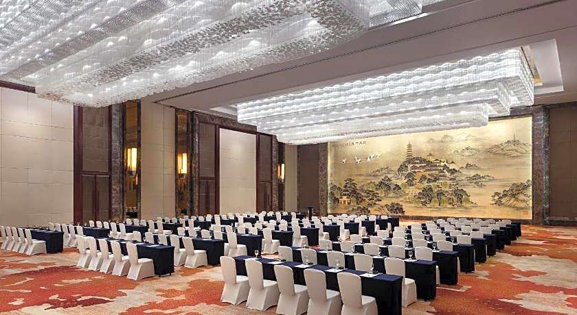 Sheraton Zhenjiang Hotel