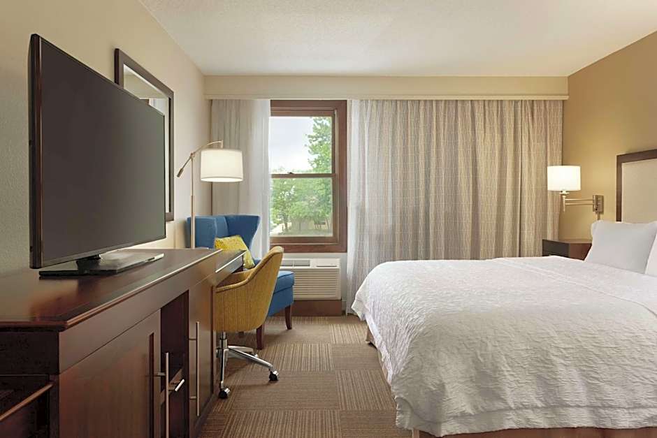 Hampton Inn By Hilton And Suites Springdale