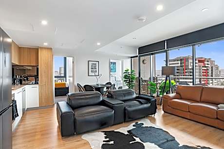 Frank & Franki @ West Franklin