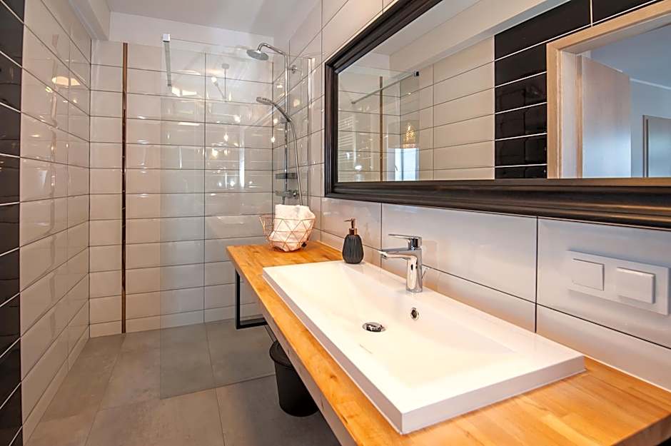 Al Mare - Apartamenty i pokoje