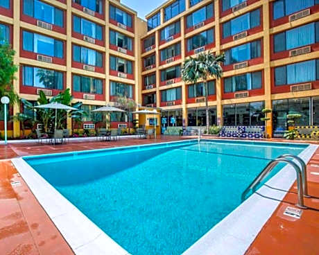 Quality Inn & Suites Montebello - Los Angeles