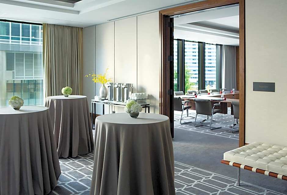 The Langham Chicago