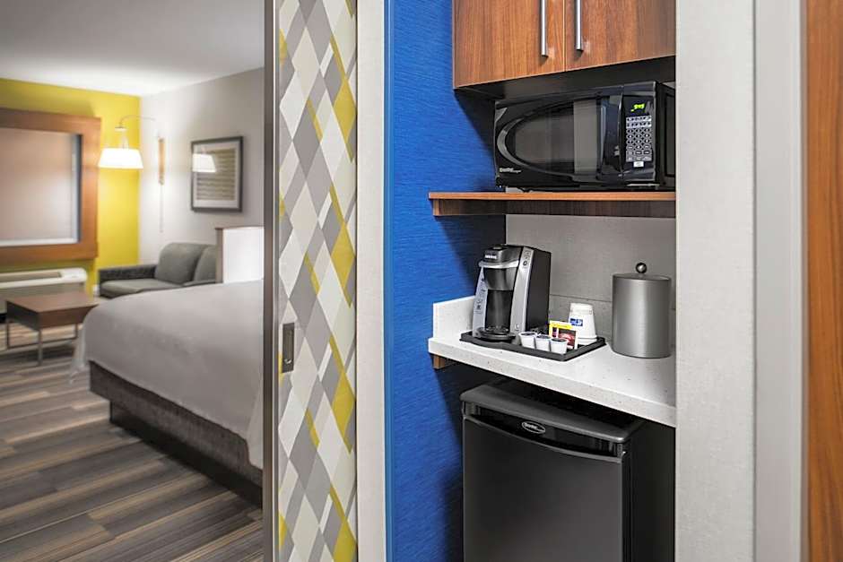 Holiday Inn Express Kelowna - East By IHG