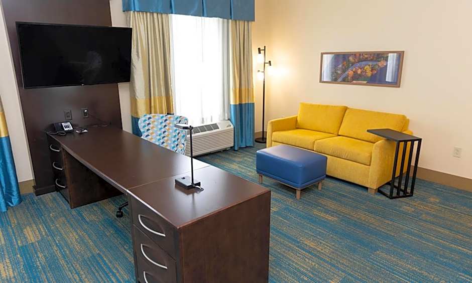 Hampton Inn & Suites by Hilton Stroudsburg Pocono Mountains