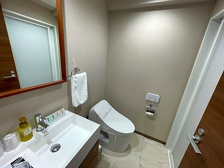 C&JHotel