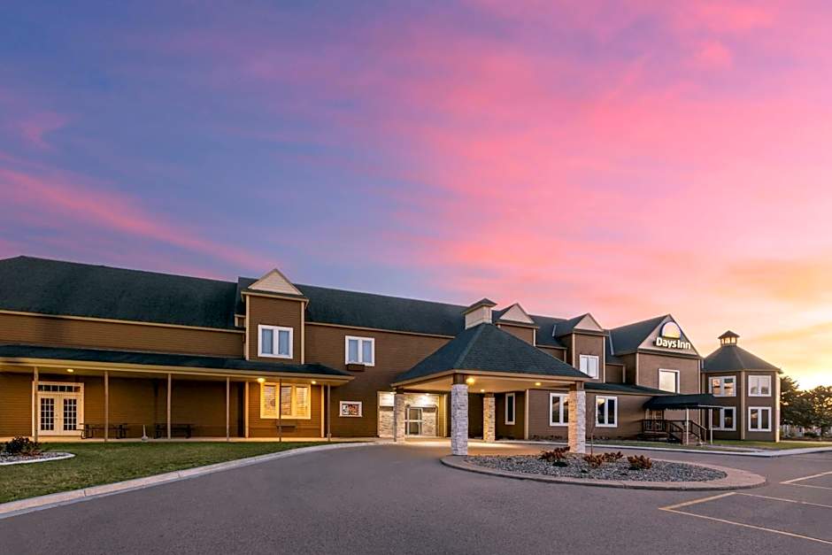 Days Inn by Wyndham Hutchinson