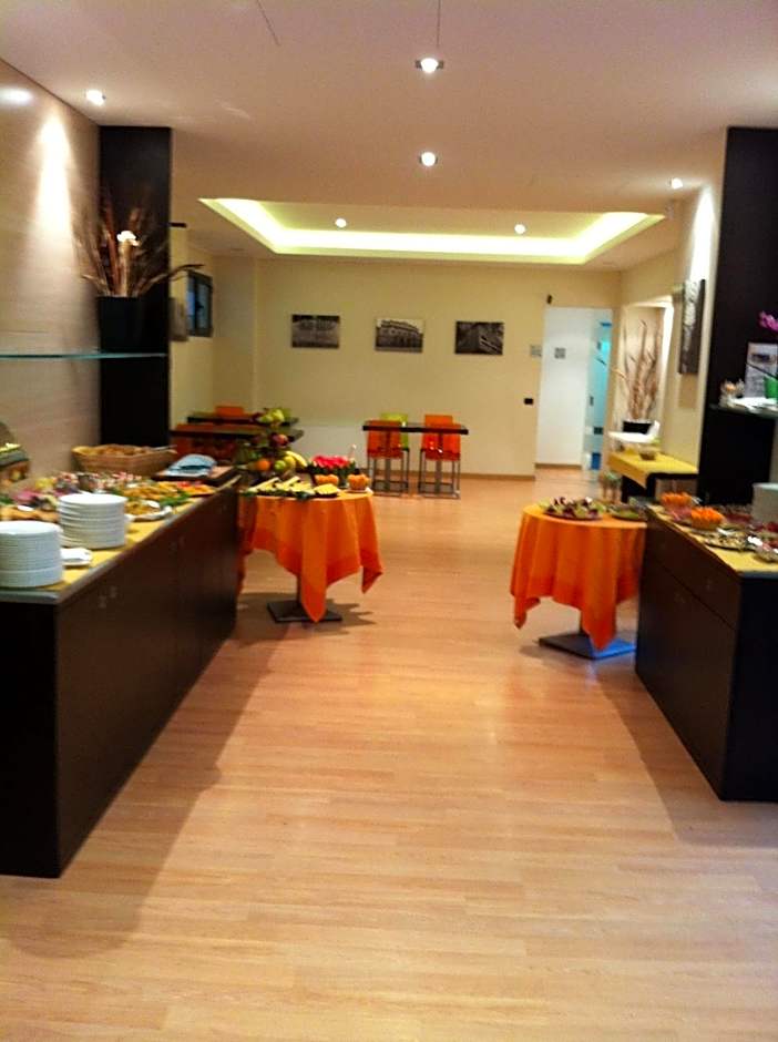 Acca Palace - AA Hotels