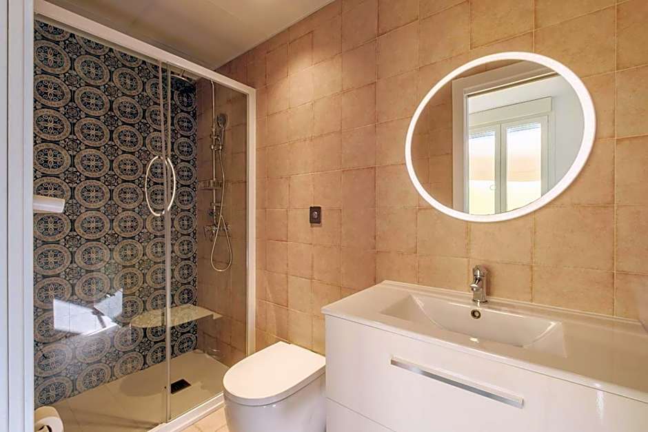 Marvellous Apt with a Large Private Terrace