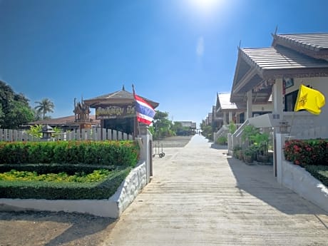 Little Home Beach