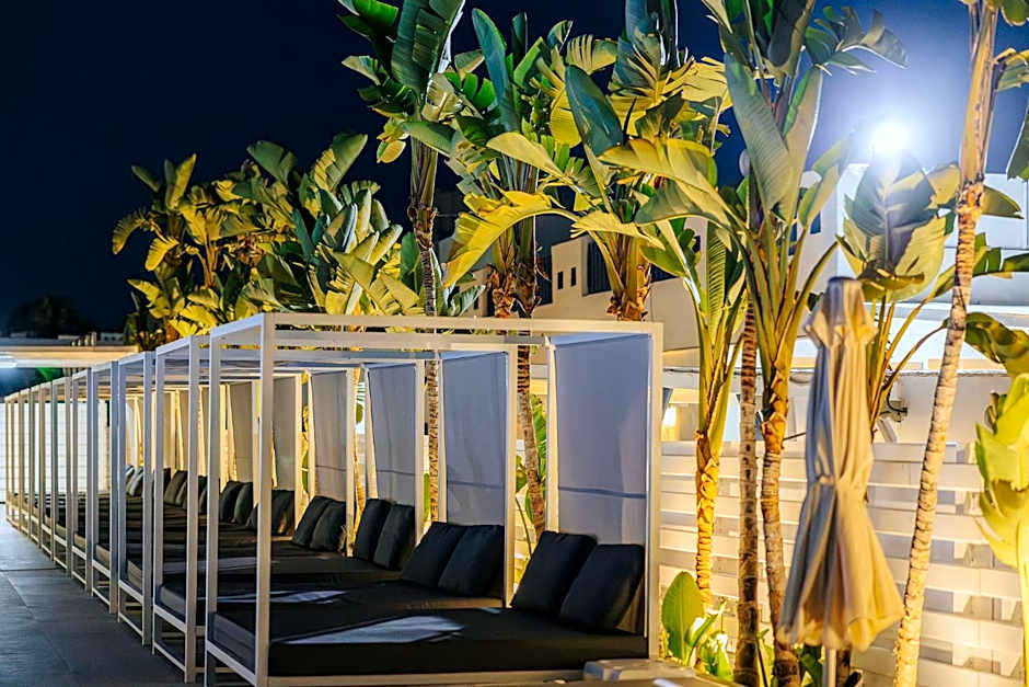 Tasia Maris Sands (Adults Only)