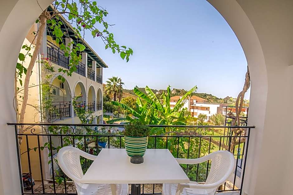 All In Krinas Apart-Hotel