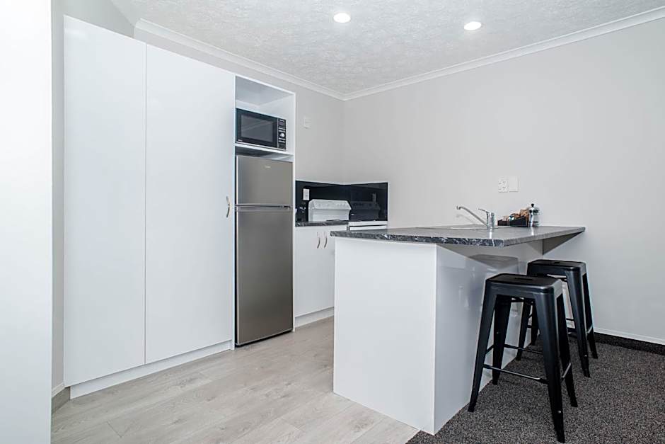 White Heron Motor Lodge