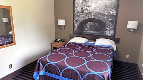 Queen Suite