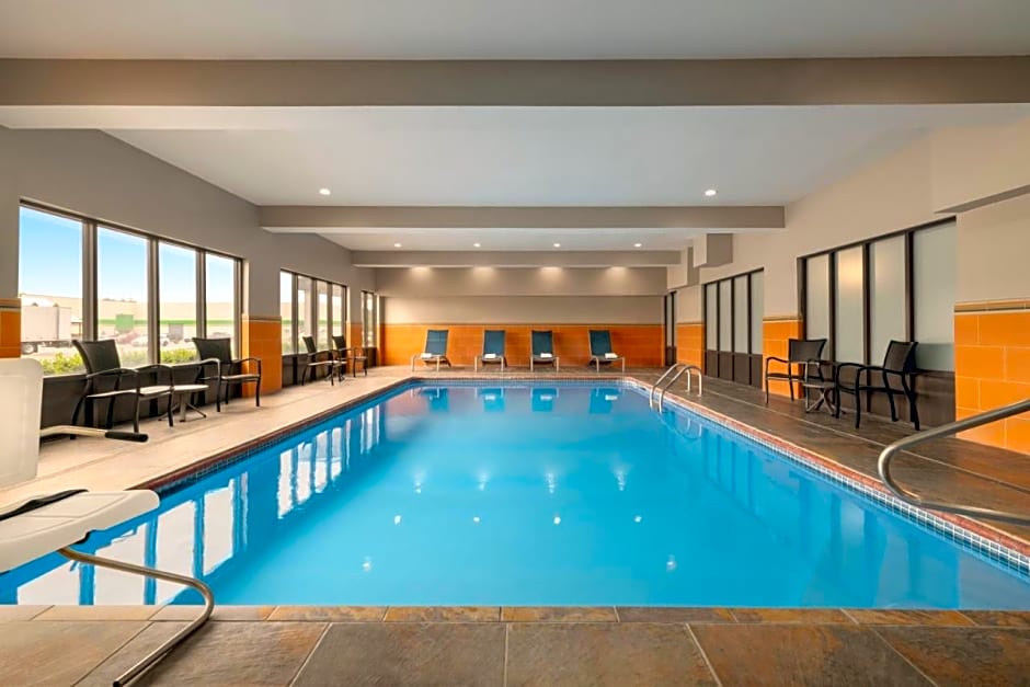 Holiday Inn Express & Suites Opelousas By IHG
