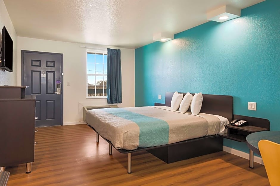 Motel 6-Temple, TX