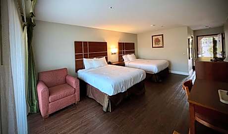 Standard Queen Room with Two Queen Beds
