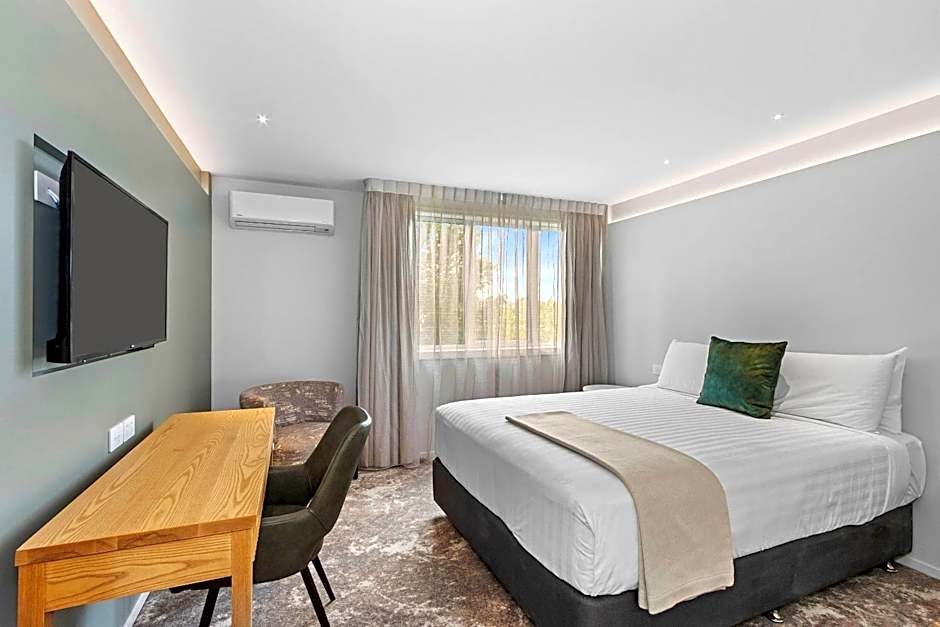 Hotel Elms Christchurch, an Ascend Collection Hotel