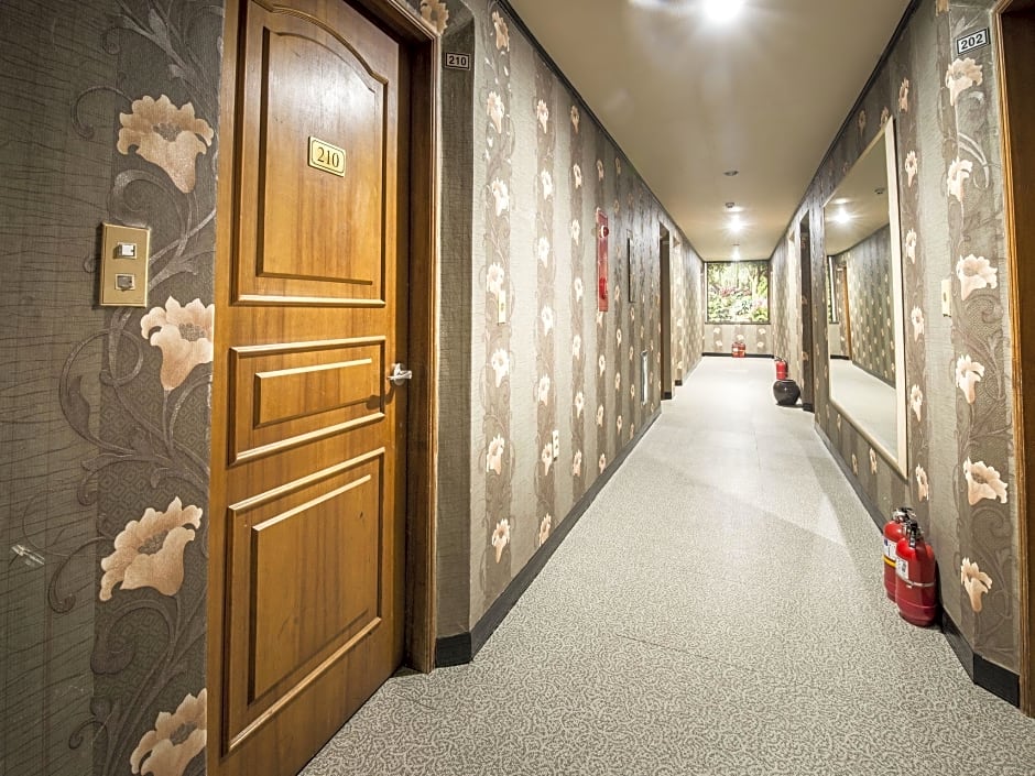 Twins Hotel