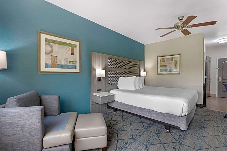 Best Western Plus Wasco Inn & Suites