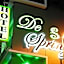 De Spring Hotel