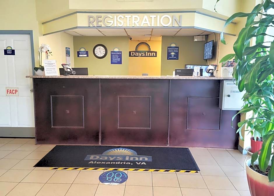 Days Inn by Wyndham Alexandria South
