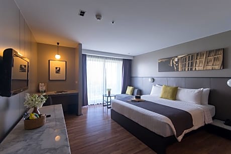 Grand Deluxe King Bed