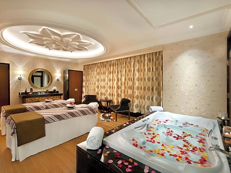 The Trans Luxury Hotel