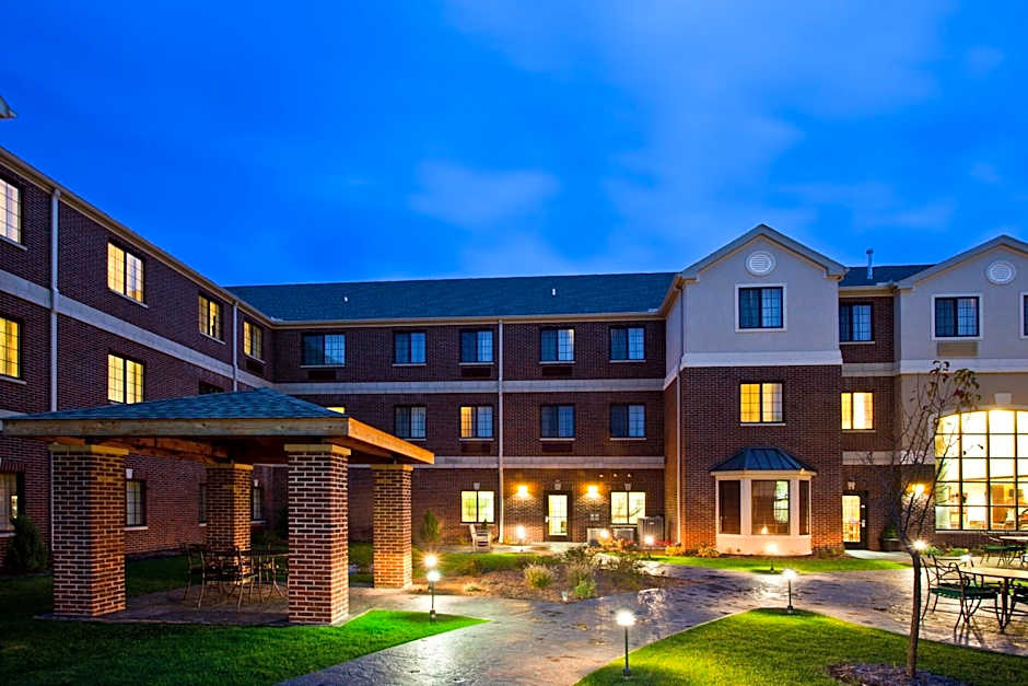 Staybridge Suites Lansing-Okemos By IHG