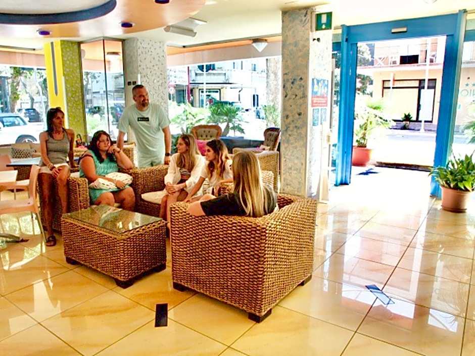 Hotel Senior