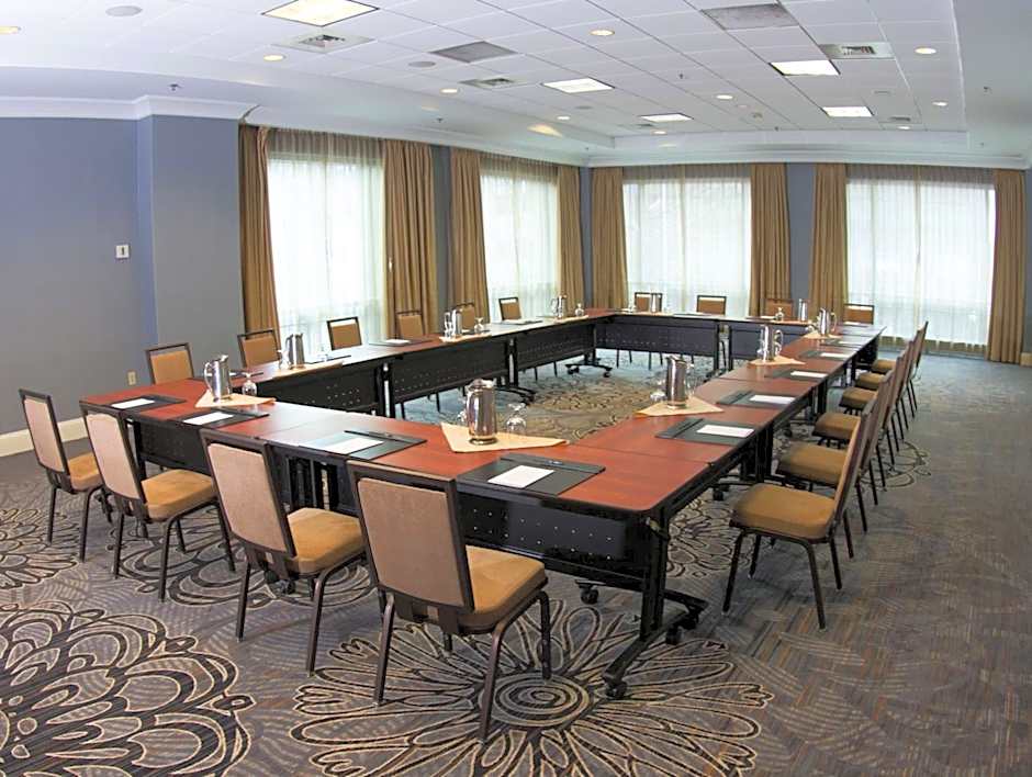 Hilton Harrisburg And Towers